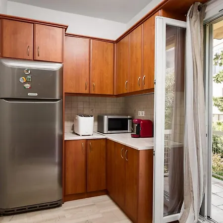 Cute And Cozy Apt With Balcony @corfu!